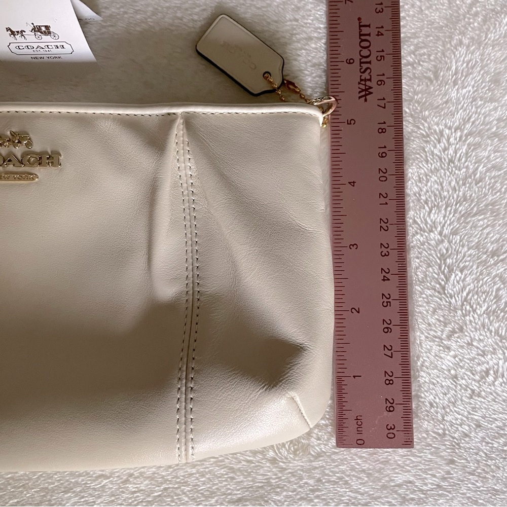 NWT Coach Ivory Leather Wristlet | Cream Minimal Clutch | $148 Retail - Picture 8 of 9